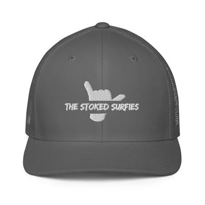 Closed-back trucker cap